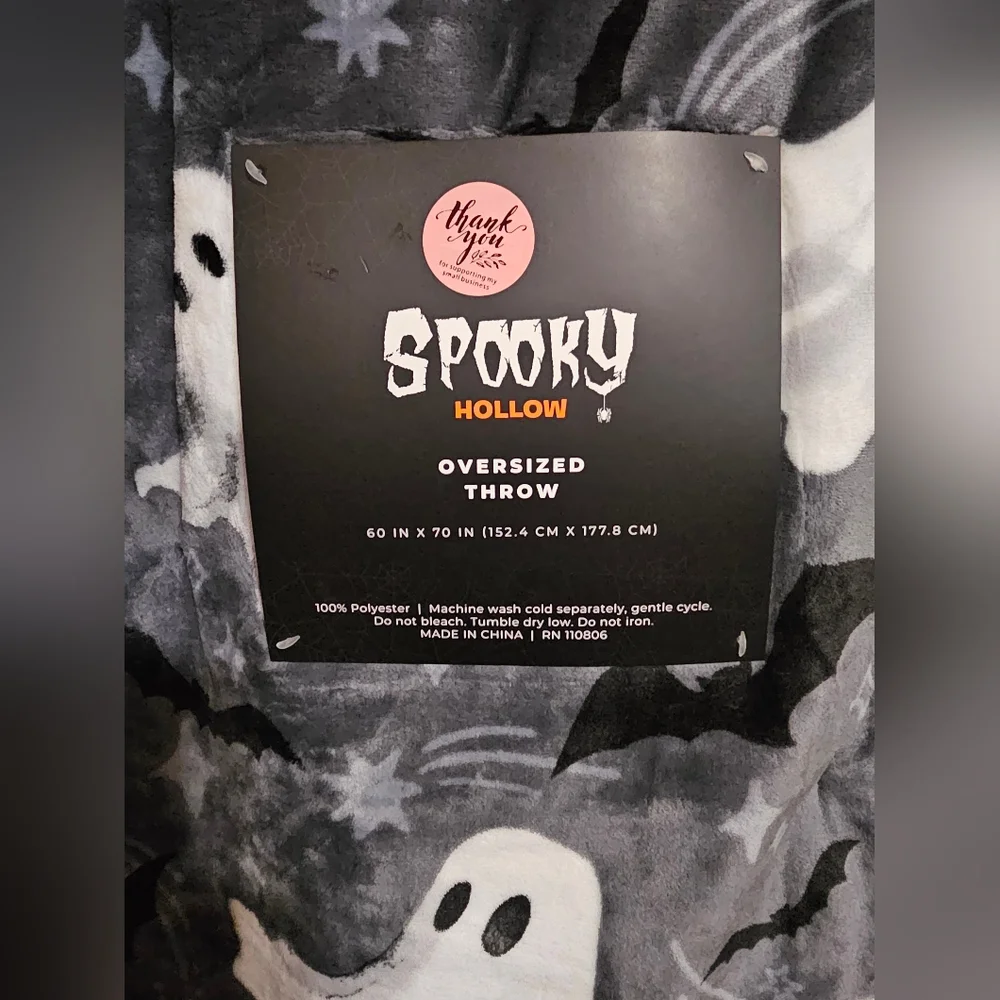 Spooky Halloween Ghost Blanket New 60x70